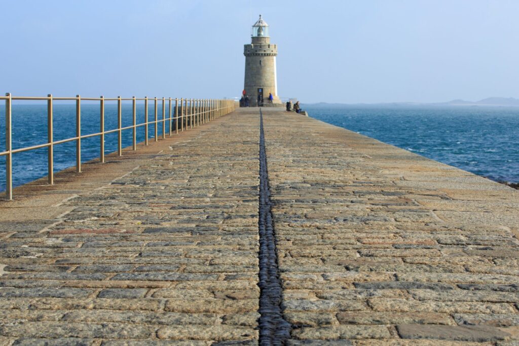 Guernsey trust services for wealth protection and succession planning